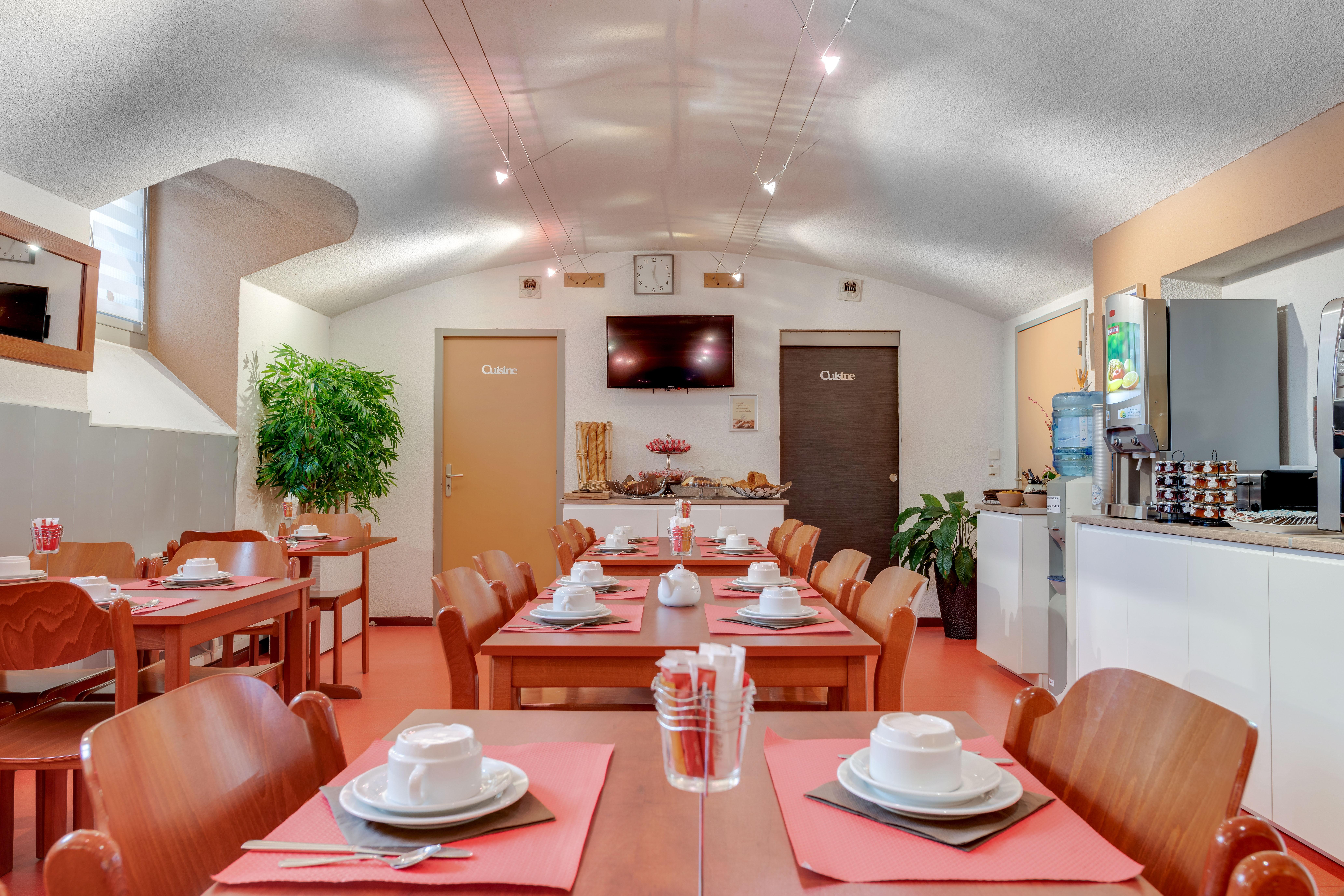 Residhotel Le Central'gare 3*